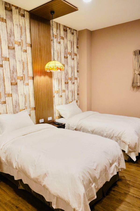 Mtny Hotel Жушан Екстериор снимка