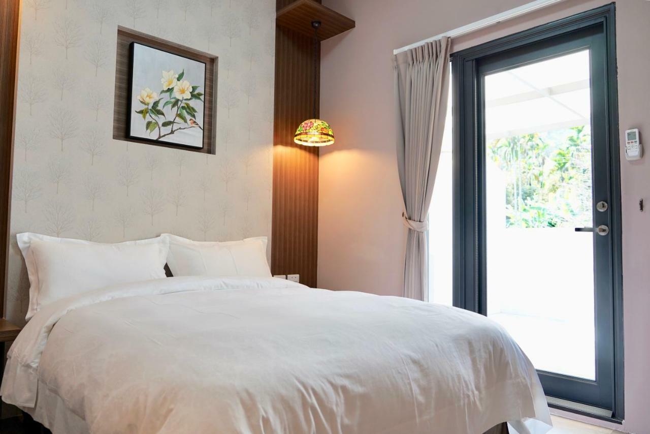 Mtny Hotel Жушан Екстериор снимка